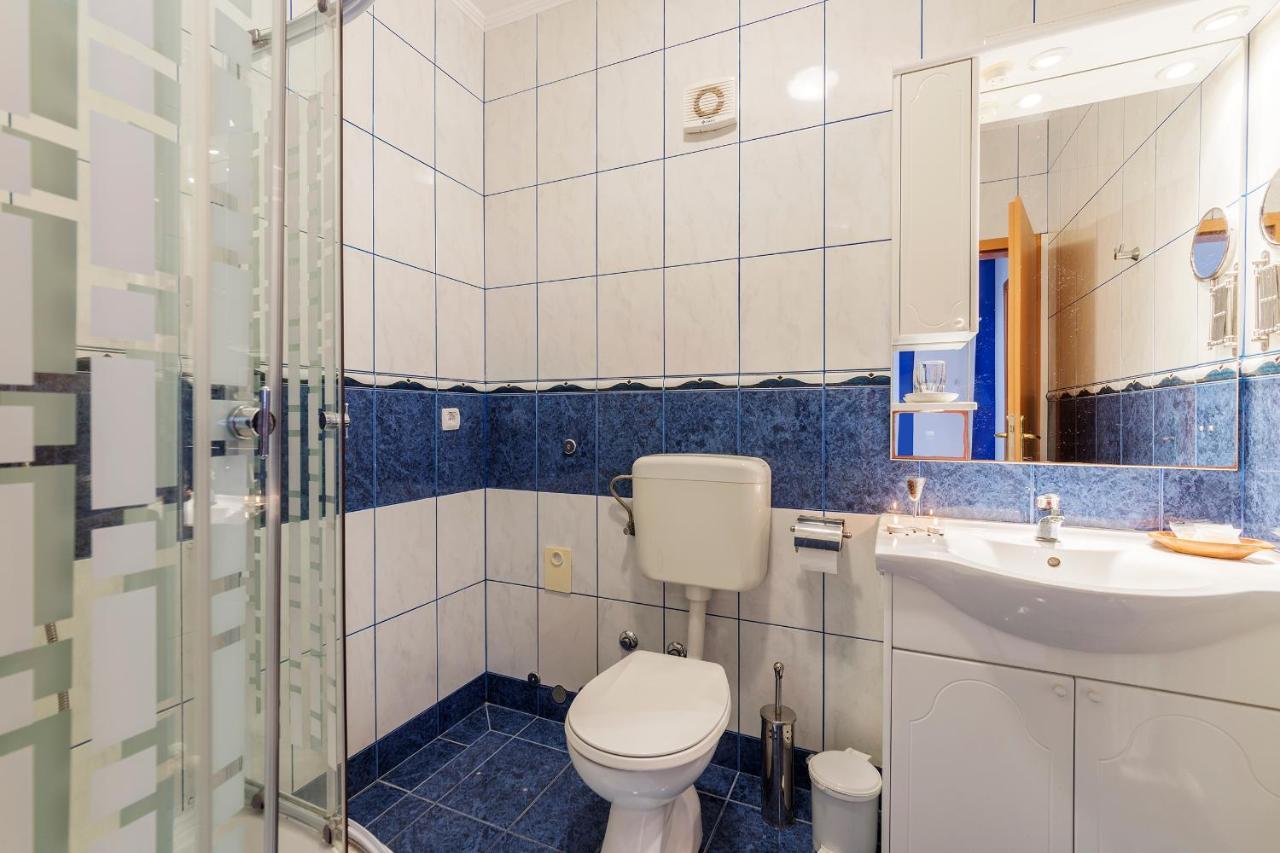 Apartments Canaria بولا المظهر الخارجي الصورة