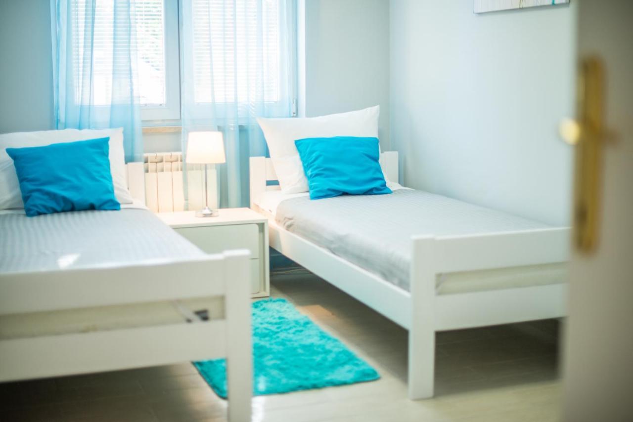 Apartments Canaria بولا المظهر الخارجي الصورة